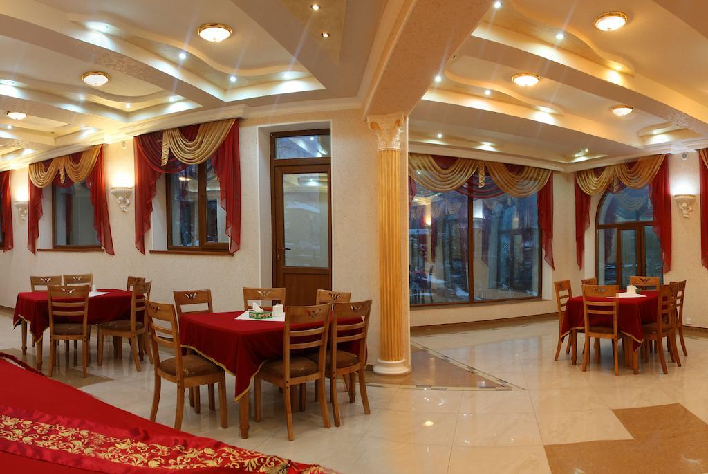 Nairi Hotel Jermuk Exterior photo